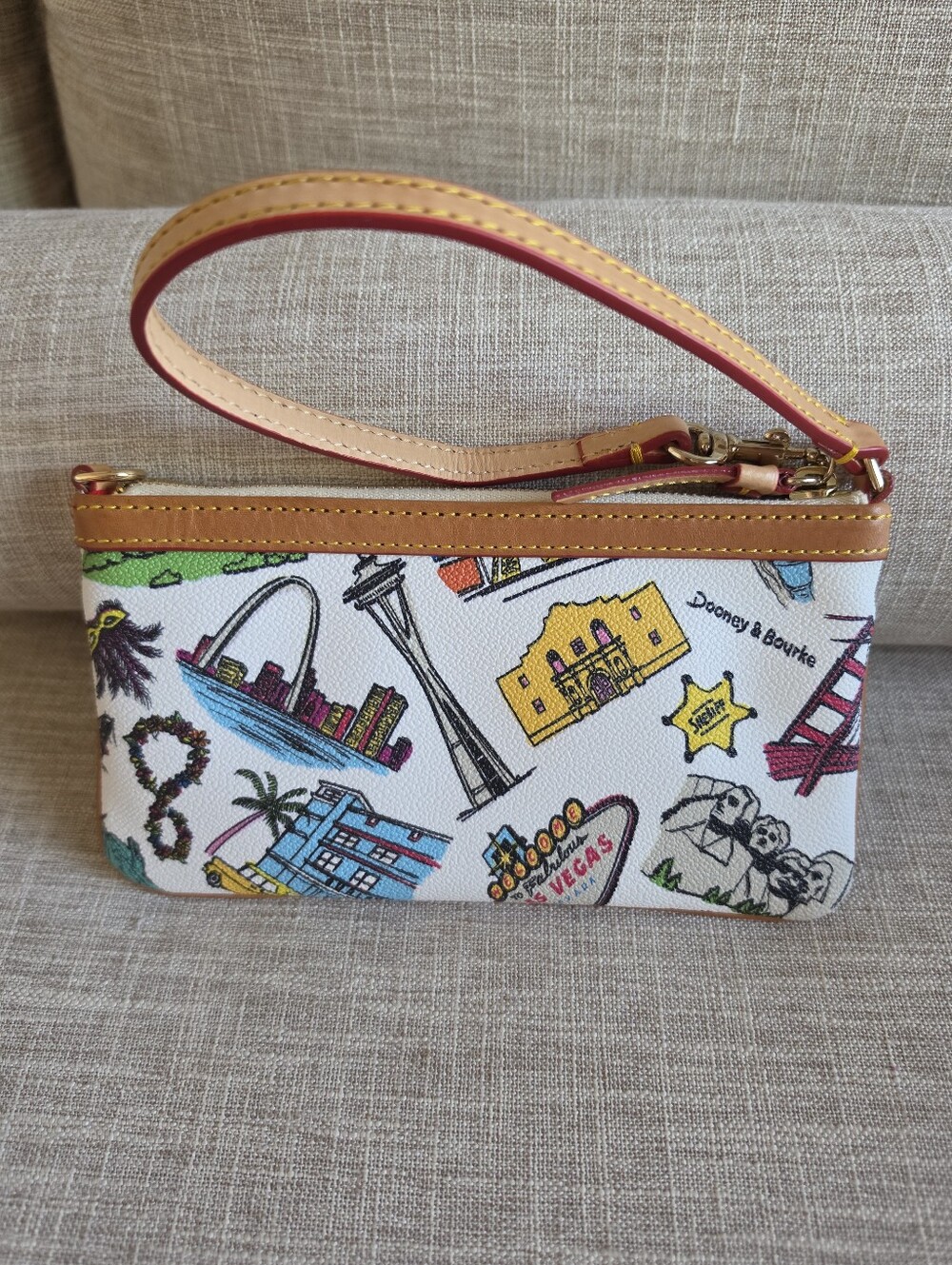 Dooney & Bourke Americana Landmarks Wristlet - Picture 3 of 6